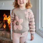 Παντελονι Mayoral μικροκοτλε γυαλιστε ροζ σκουρο