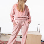 Σετ ΝΕΚ φόρμα βελούδο κορίτσι